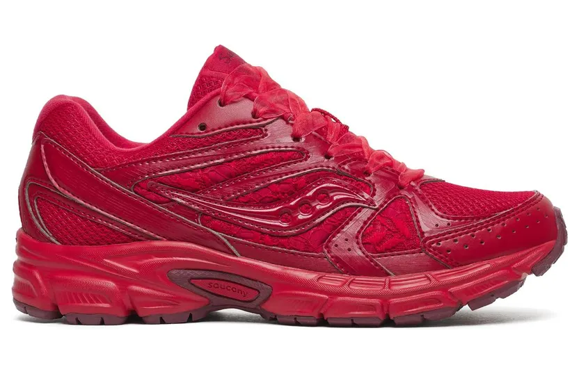 Saucony Ride Millenium “Red Lace” (S70812-81)