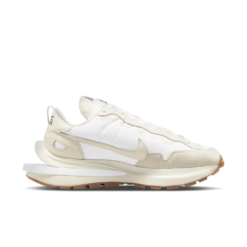 Nike x sacai Vaporwaffle Sail Gum (2021) (DD1875-100)