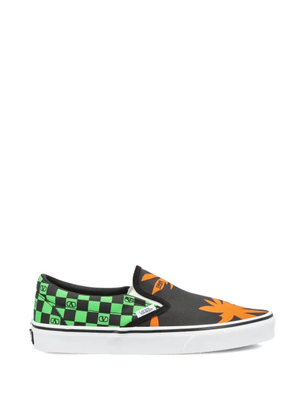 Valentino Garavani x Vans Classic Slip-On-Sneakers – Black (WS0NY9XWF)