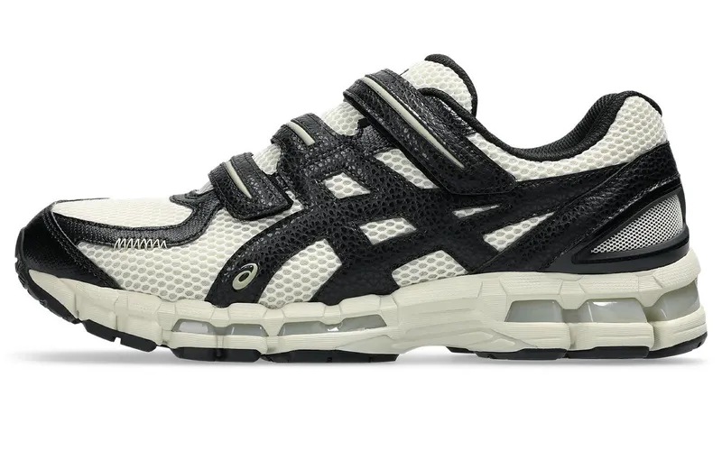 Asics Gel-Kayano 20 “White Black” (1203A499-250)