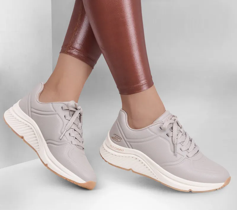 Skechers BOBS Arch Comfort B Sweet – A Bind Sneaker Taupe