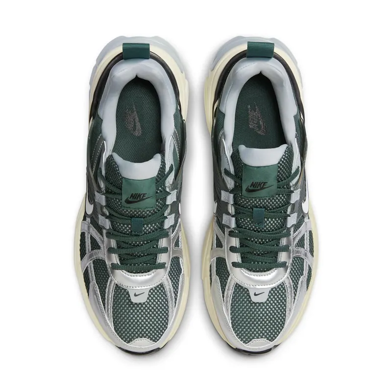 Nike V2K Run “Vintage Green” (HJ4497-300)