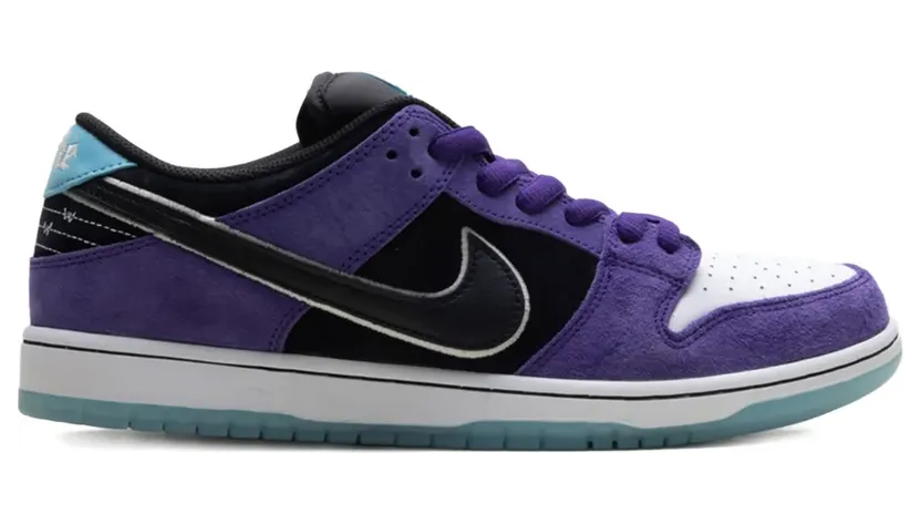 Nike SB Dunk Low Hayley Wilson – Court Purple/White/Black/Lagoon Pulse Sneakers – Violett (HJ0513)