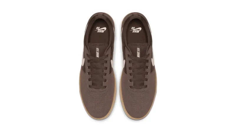Nike  SB Team Classic Baroque Brown Baroque Brown/Gum Yellow/Washed Coral (AH3360-204)