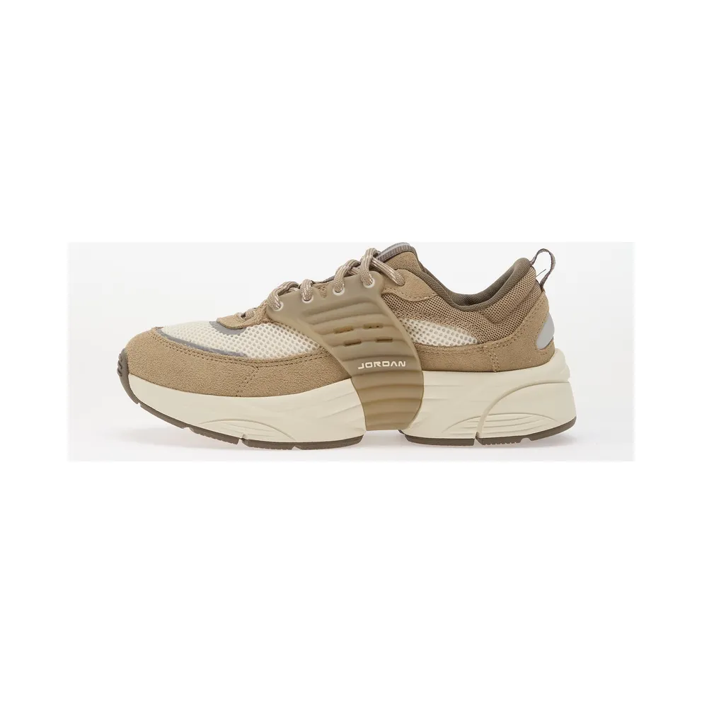 Jordan Trunner O/S Khaki Pale Ivory