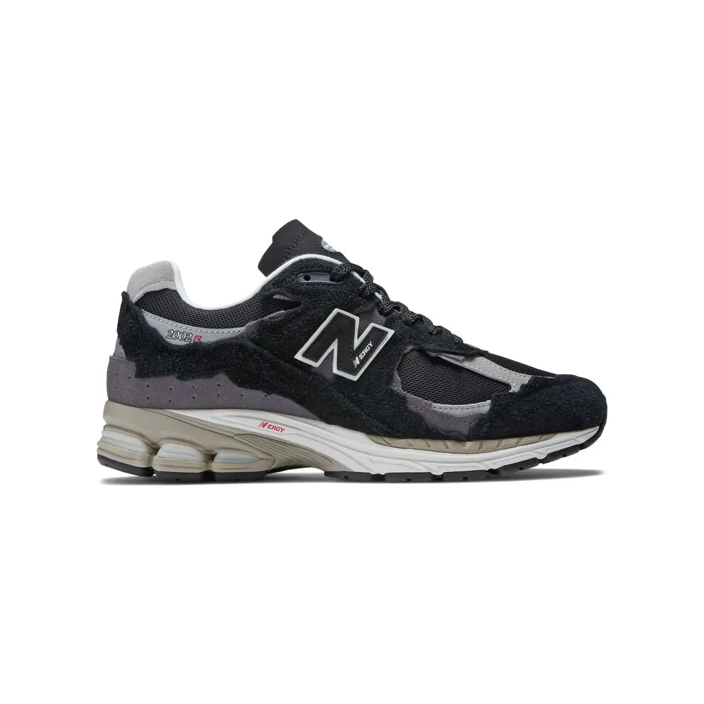 New Balance 2002R “Protection Pack – Black / Grey” (M2002RDJ)