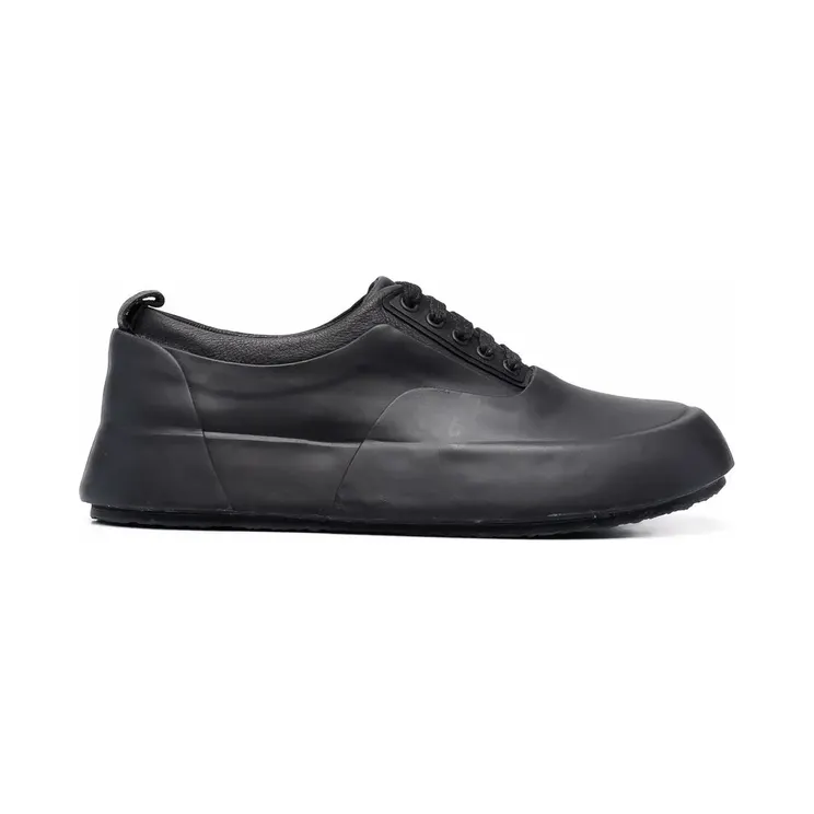 Ambush mit runder Kappe “Black” (BMIA006F21MAT0011003)