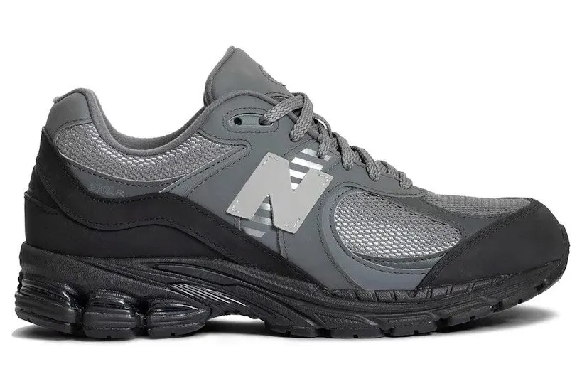 new-balance-2002r M2002RBD