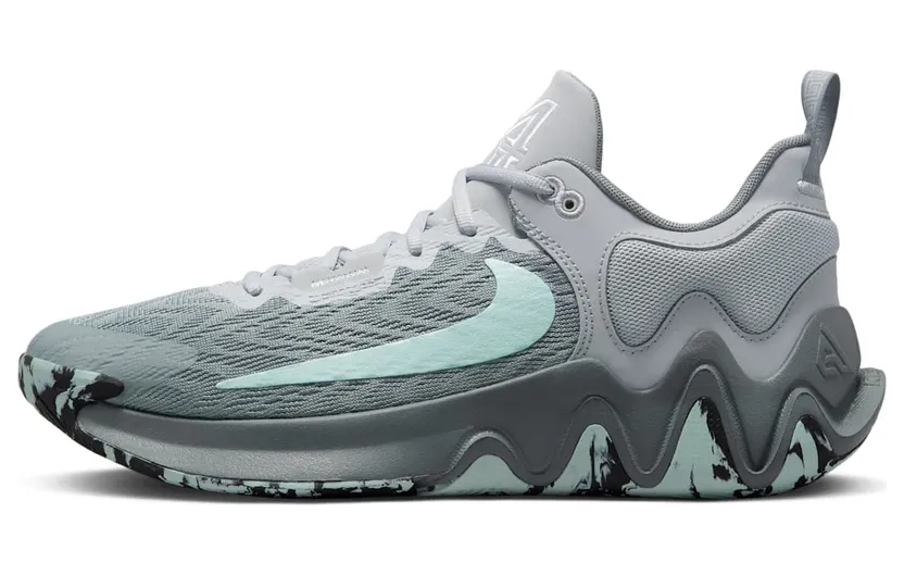 nike-giannis-immortality DM0825-004