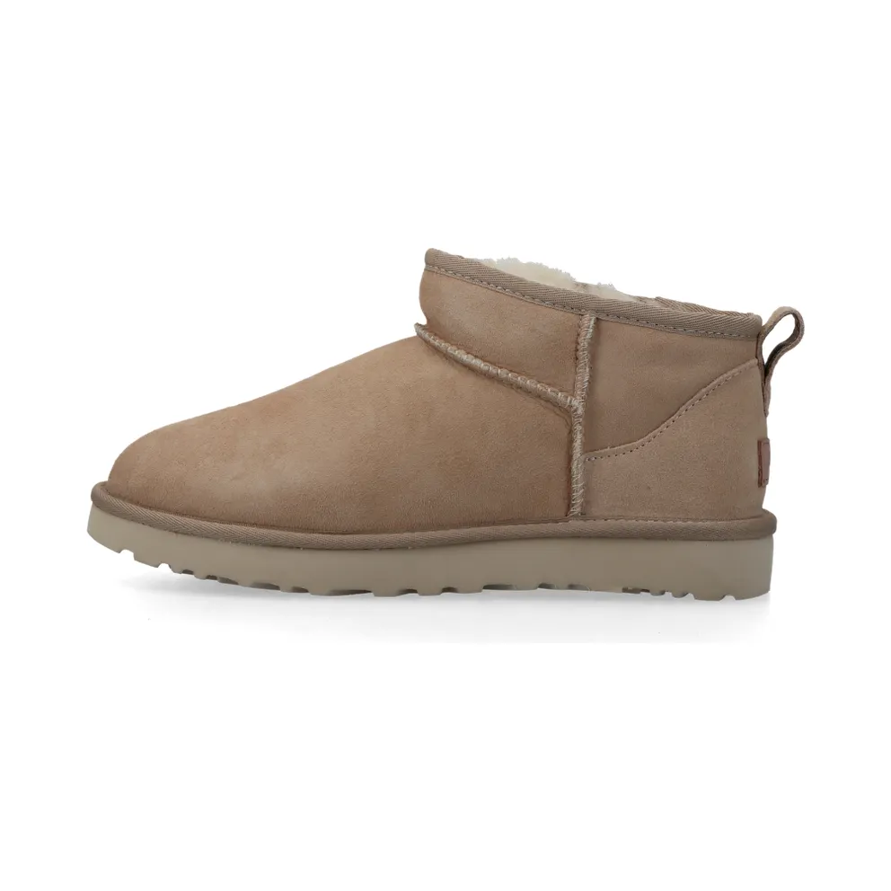 UGG W Classic Ultra Mini “Sand” – 1116109-SAN