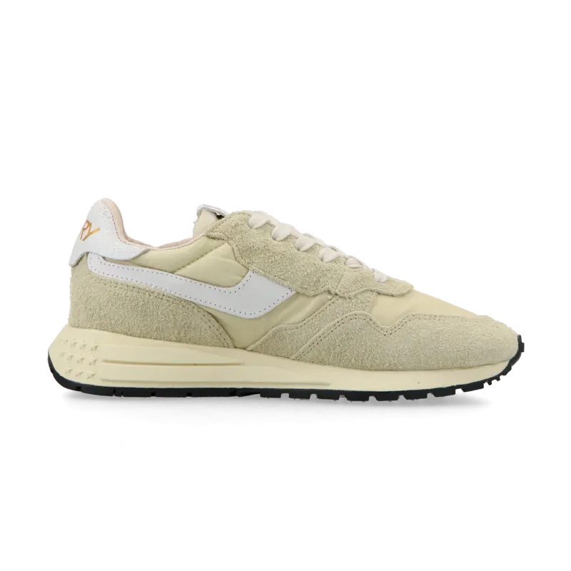 Autry Reelwind Low M (nylon / crack white / hay) – WWLMNC10