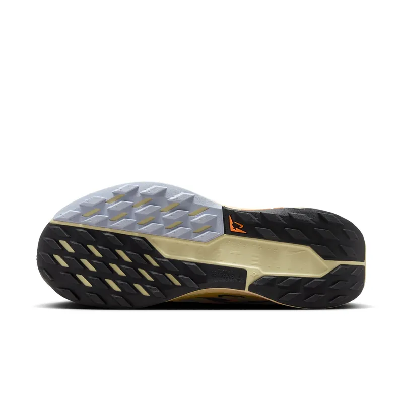 Nike Pegasus Trail Orange (DV3865-800)