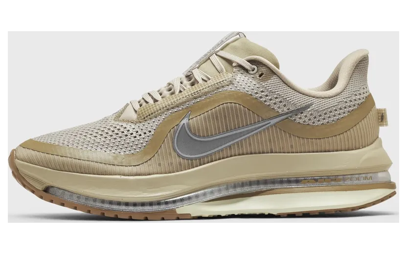 Nike PEGASUS PREMIUM ESS Brown