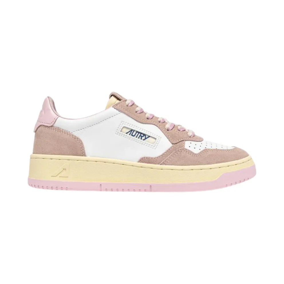 AUTRY Medalist Low Sneaker White / Blush / Pink
