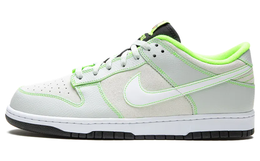 Nike Dunk Low UO P “Oregon” (FQ7260-001)