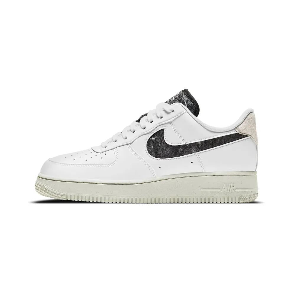 Nike Air Force 1’07 SE Weiß (DA6682-100)