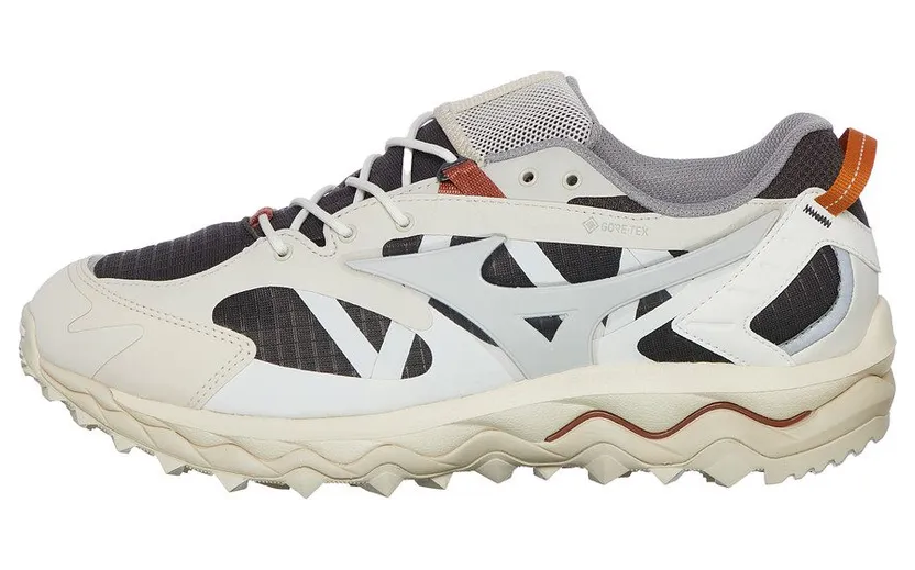 Mizuno Wave Mujin – “Summer Sand Dark Shadow” (D1GA237303)