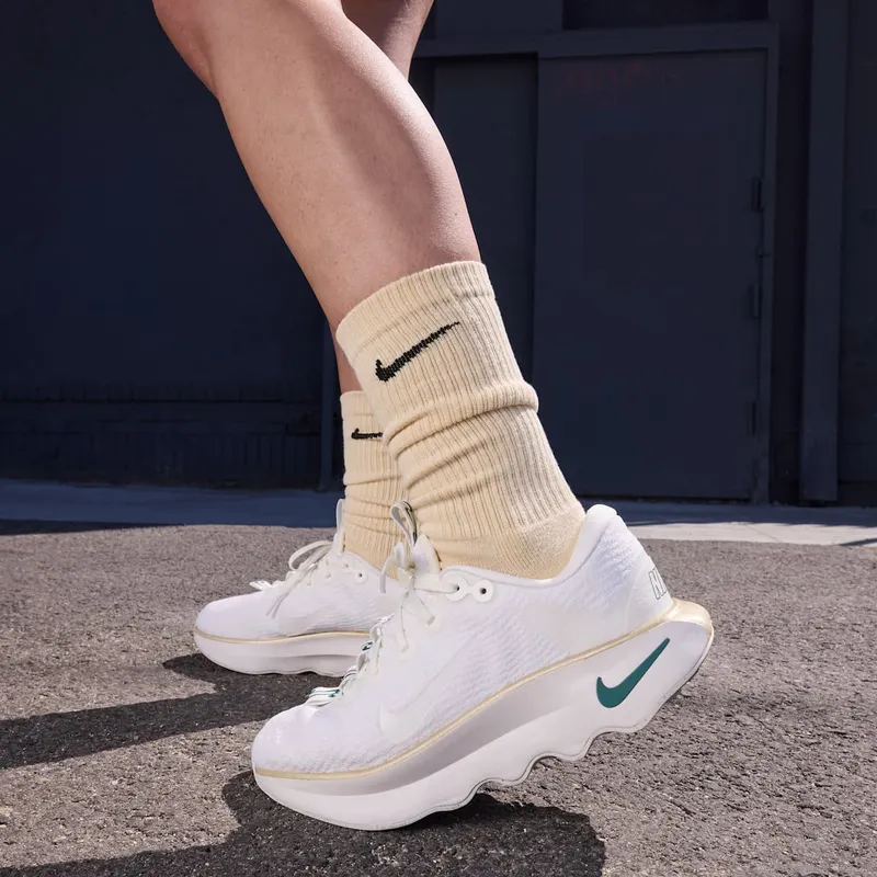 Nike Motiva Sail White Phantom (DV1238-102)