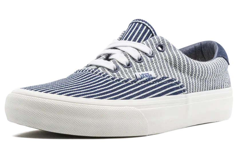 vans-era VN0A4BTNVY7
