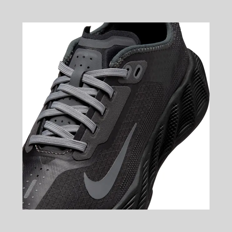 nike-ava IM5371-002