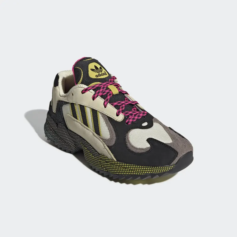 adidas  Yung-1 Trail Sand Core Black Sand/Core Black/Shock Pink (EF5338)