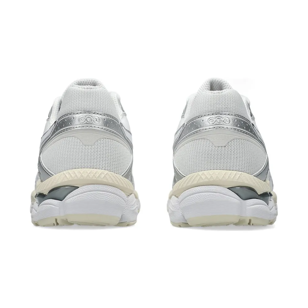 ASICS GEL-CUMULUS 16 “White / White” (1203A733-102)