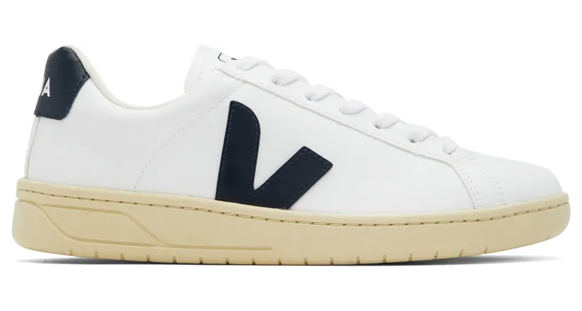 Veja White & Navy Urca Vegan Sneakers (UC0702641)