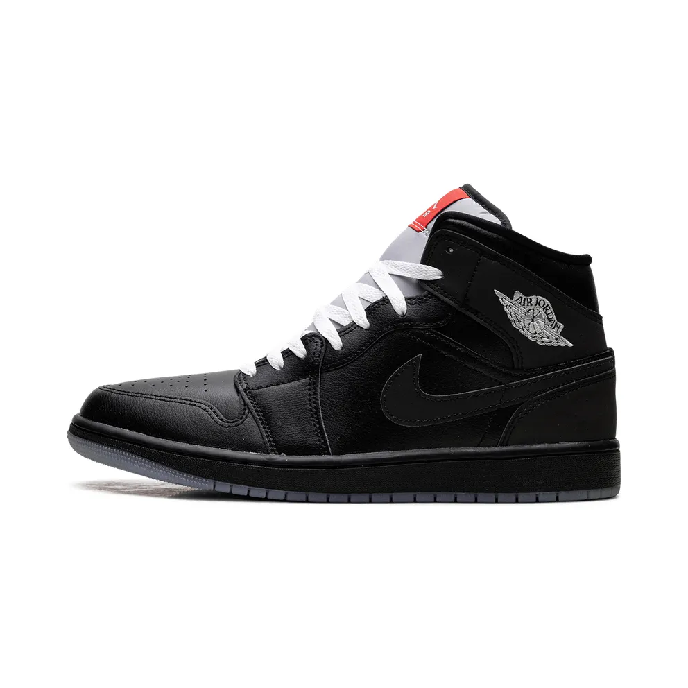 Jordan 1 Mid SE “Black Metallic Reimagined” (HV5177-010)