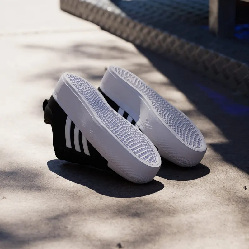 adidas-bravada IE2310