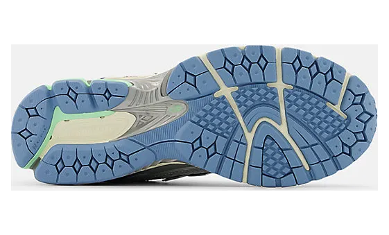 New Balance 1906 “Still Water”: grijsblauw zonder grote woorden (5)