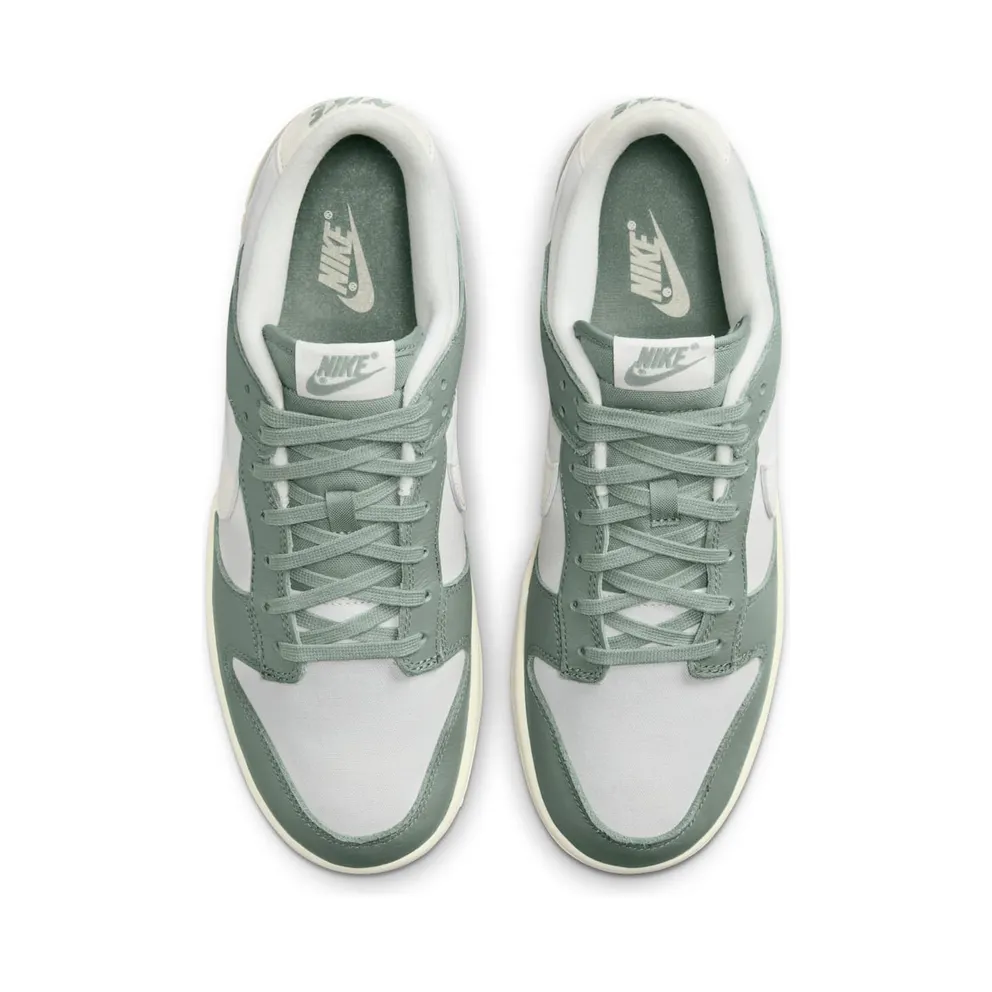 Nike Dunk Low Retro Premium Mica Green/Photon Dust/Sail (DV7212-300)