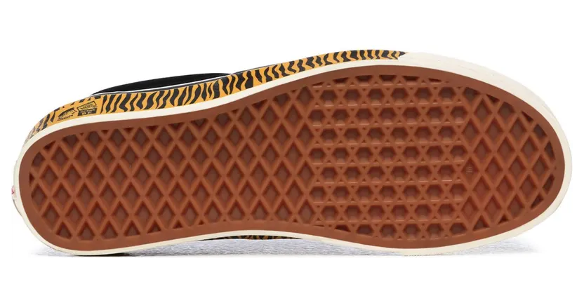 vans-style VN0A2RR11UY