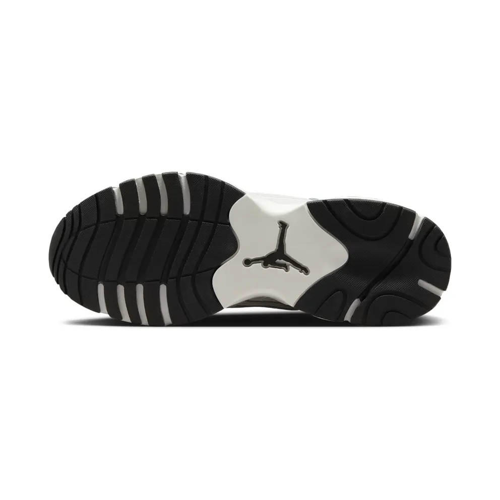Jordan Trunner Summit White / Metallic Silver / Black (IQ0701-101)