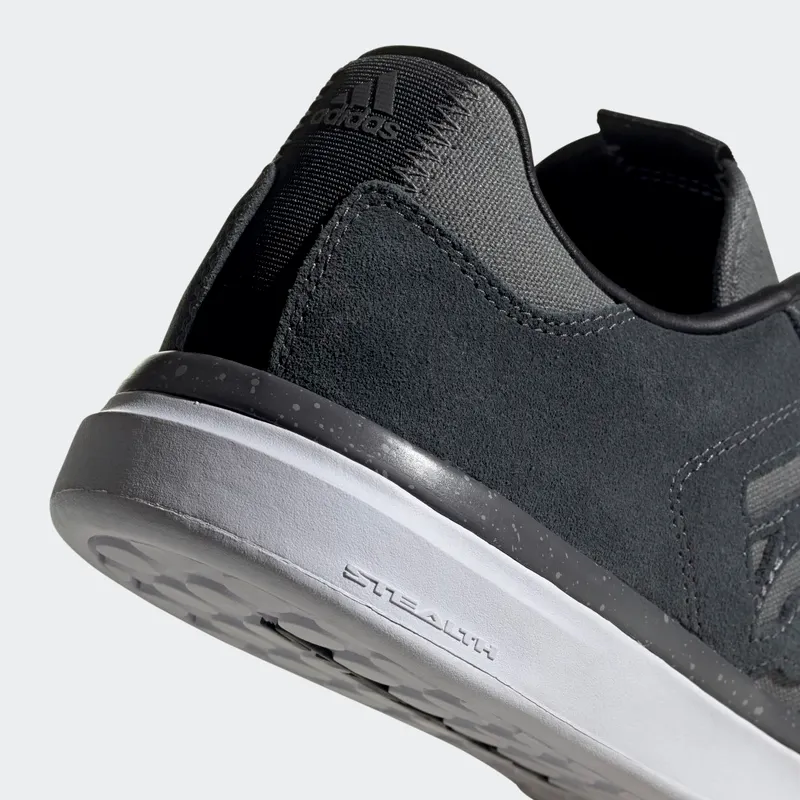 adidas-five-ten EF7179