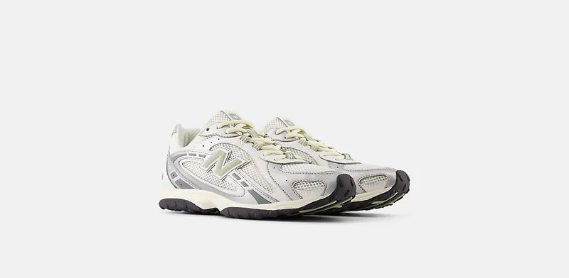 New Balance 204L “Silver Metallic / Sage Green” (U204LSWB)