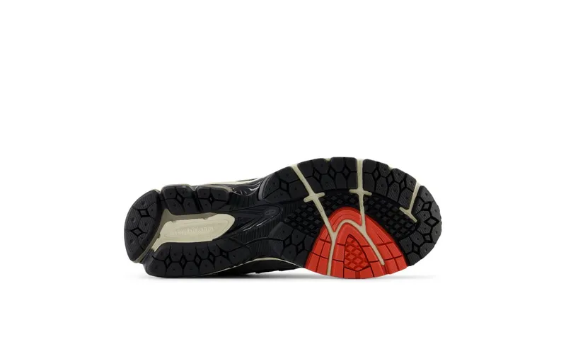 New Balance 1906U Grey Red (U1906NGC)