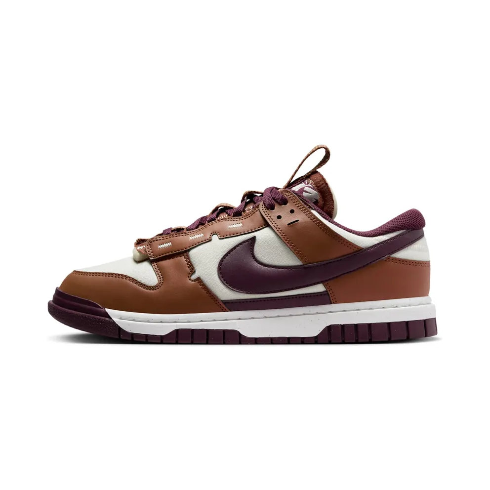 Nike Dunk Low Jumbo “Light British Tan” (FQ8248-200)