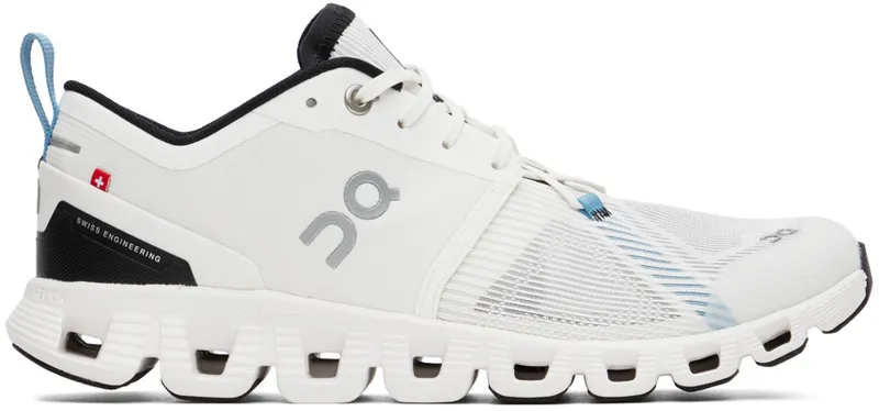 On White Cloud X 3 Shift (66.98467)
