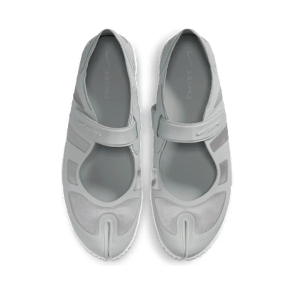 Nike NikeSKIMS Rift Satin “Night Silver / Base Grey / Medium Silver” (IQ7158-002)