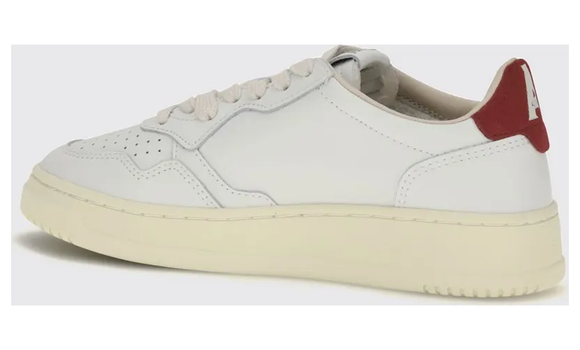 Autry Medalist Low Sneakers in Calf Leather with Perforated Toe Bianco 3 (AULWBJ01) (2)