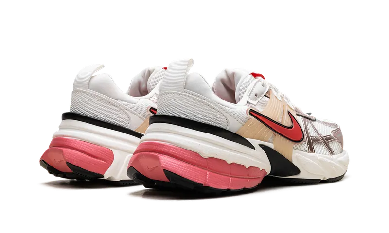 Nike V2K Run “Pink” (HJ7389-838)