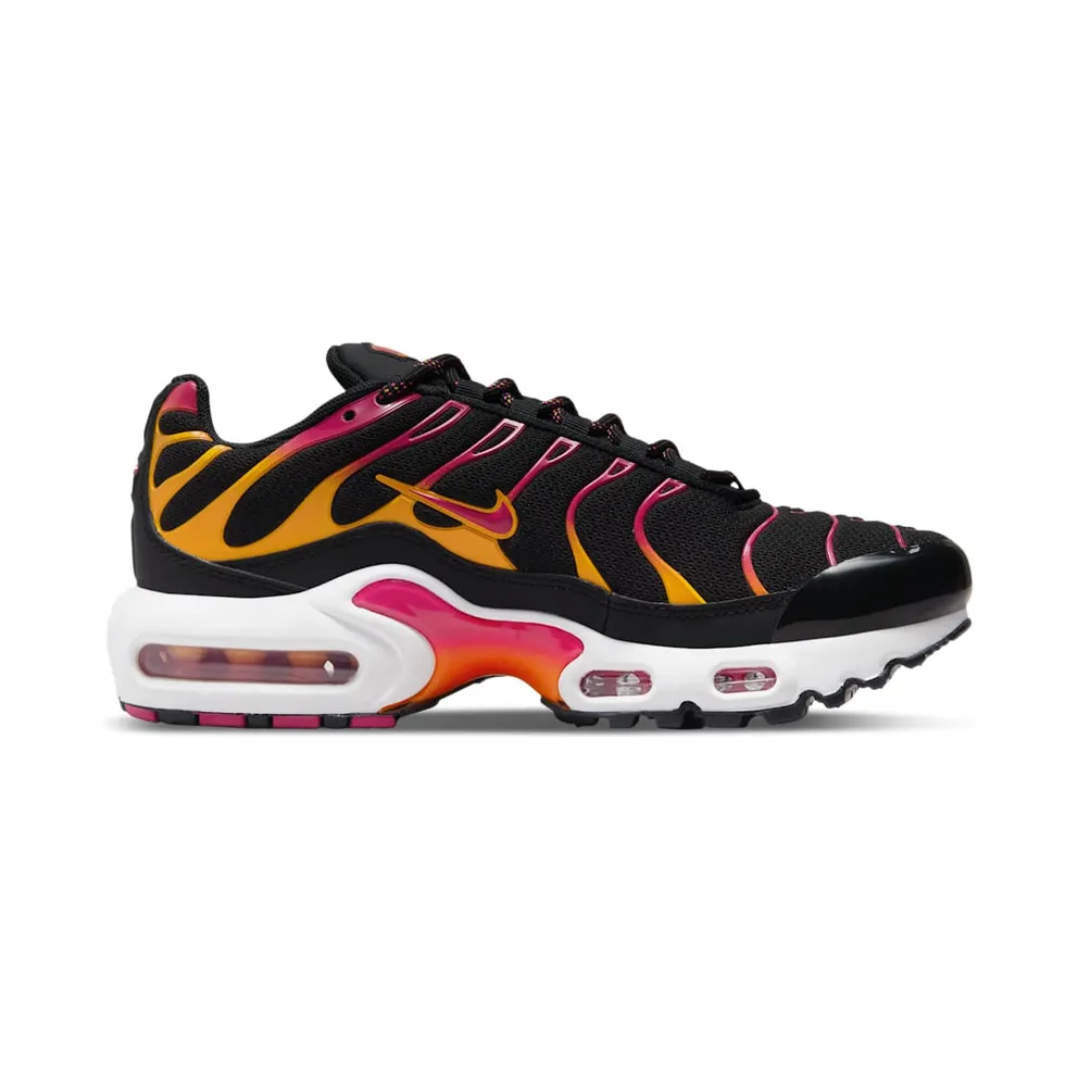 Nike Air Max Plus Older Kids’ Black (DX9264-001)