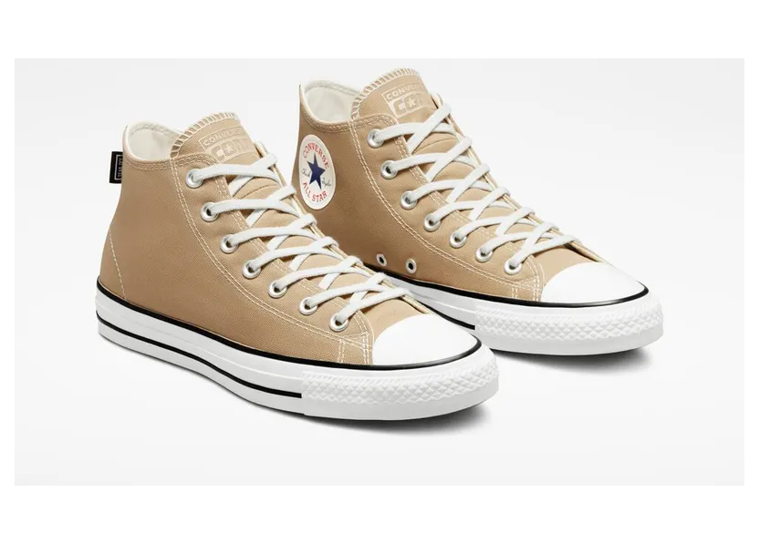 converse-chuck-taylor-all-star A02419C