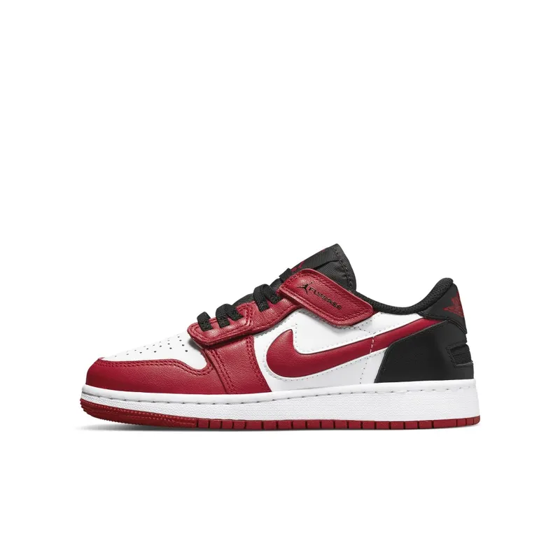 Air Jordan 1 Low FlyEase Older Kids’ White (DN4639-163)