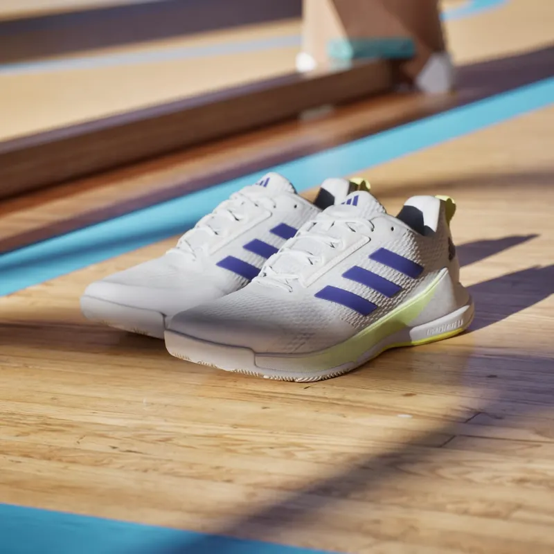 adidas-novaflight KJ9635