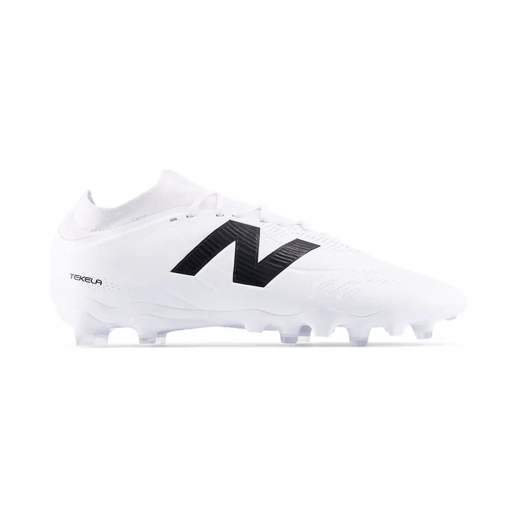 New Balance Tekela Team Low Laced FG V5 White Black Silver (ST3FWG5)