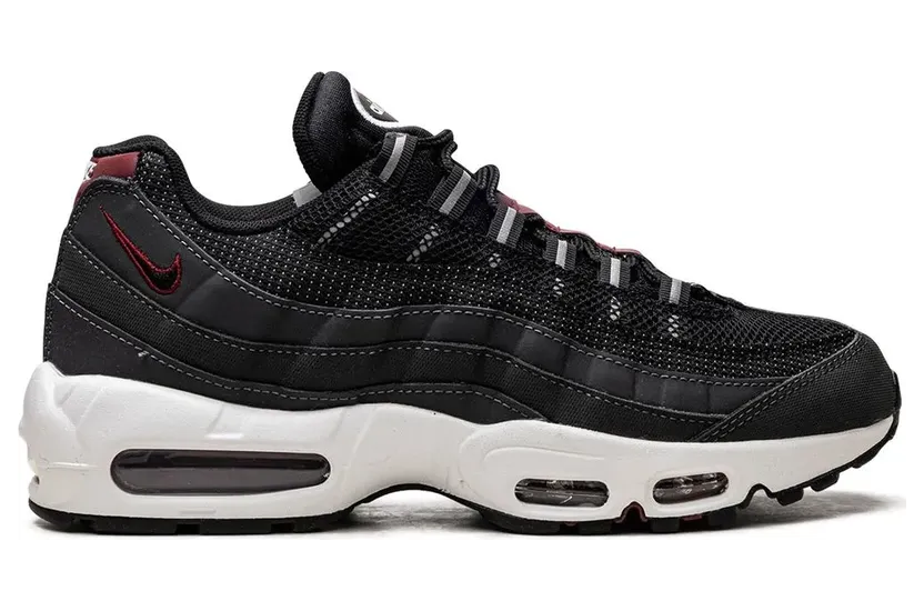Nike Air Max 95 – Black (DQ3982)