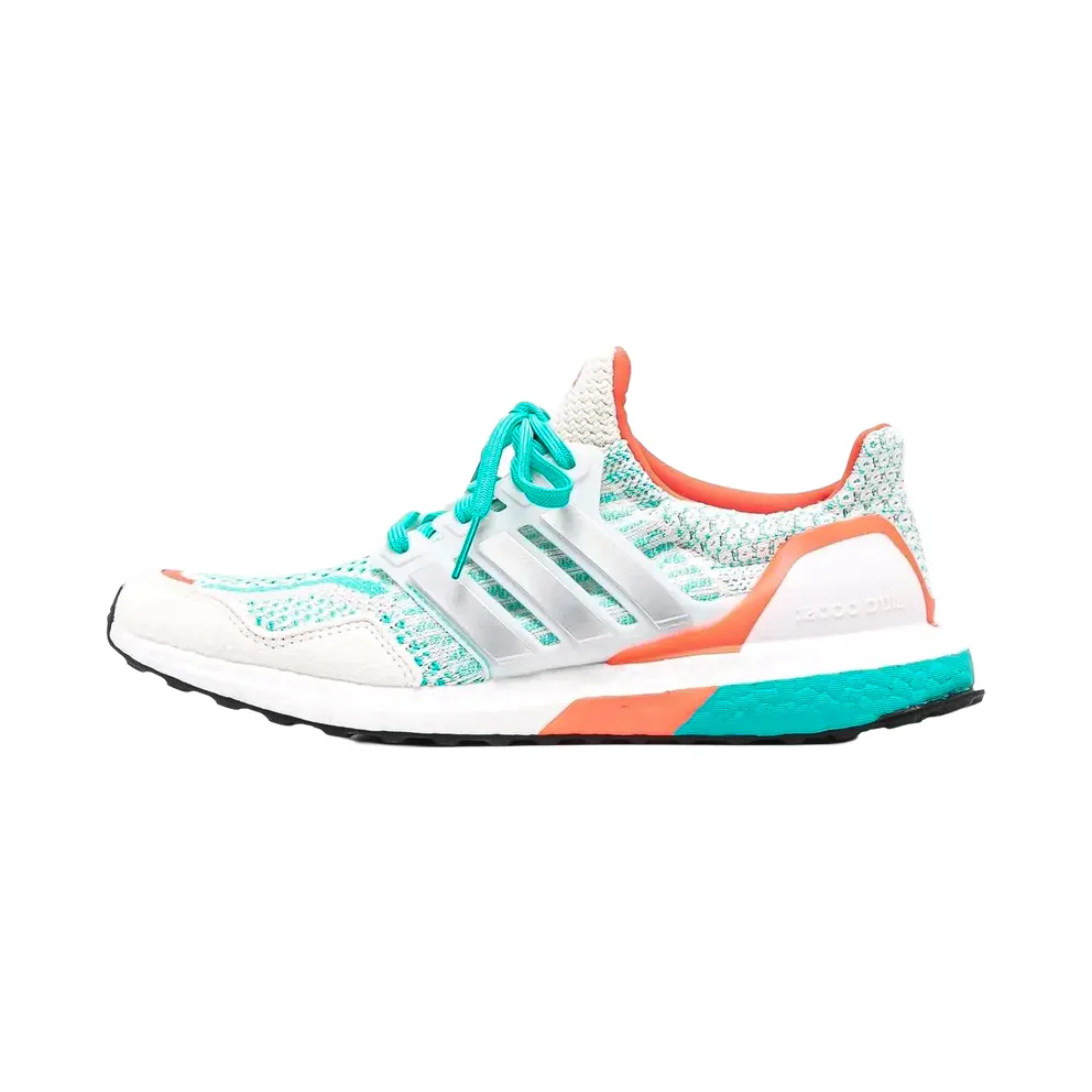 adidas Ultraboost 5 DNA Chalk White / Silver Metallic / Mint Rush (GZ0428)