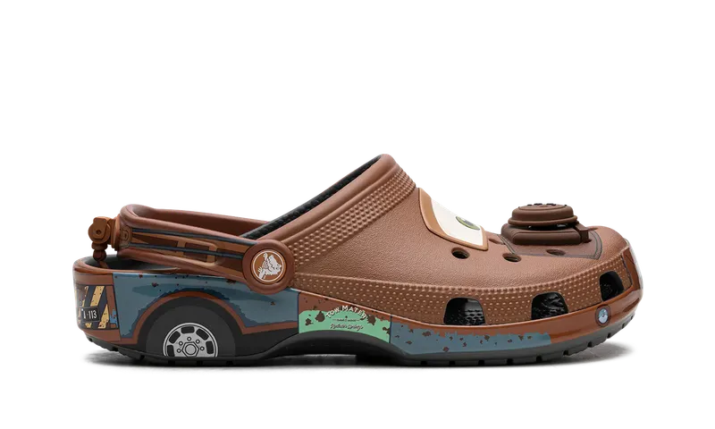 Crocs Clog “Cars – Mater” (209371-0DA)