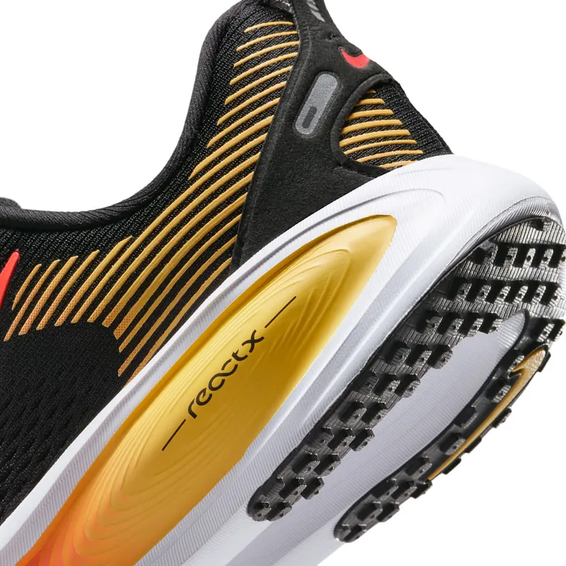 nike-vomero HQ2157-009